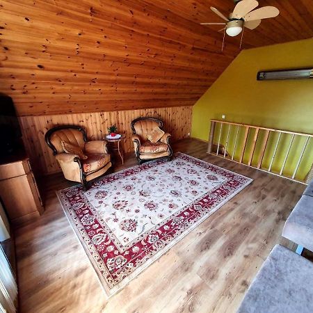 Brivdienu Maja Amrai فنتسبيلز المظهر الخارجي الصورة